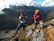 MONTE GRABIASCA (2705 m.) , alla croce dell’anticima e all’ometto della cima il 3 ottobre 2012  - FOTOGALLERY